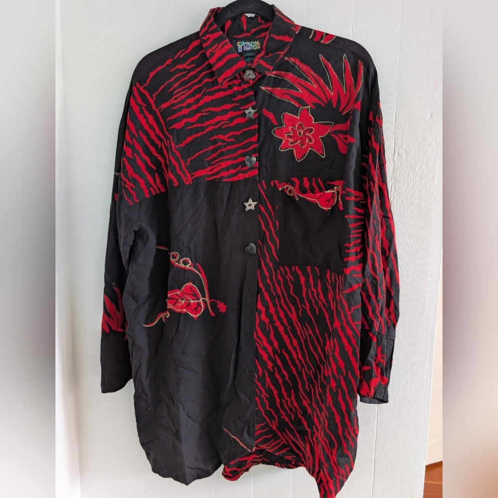 Stylish Black and Red Women's Button Down Shirt